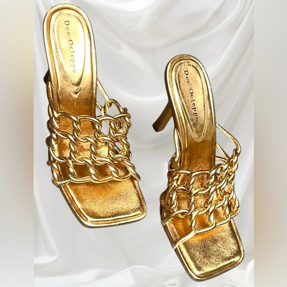 Dee Ocleppo | Belize Sandal Heels - Picture 7 of 11